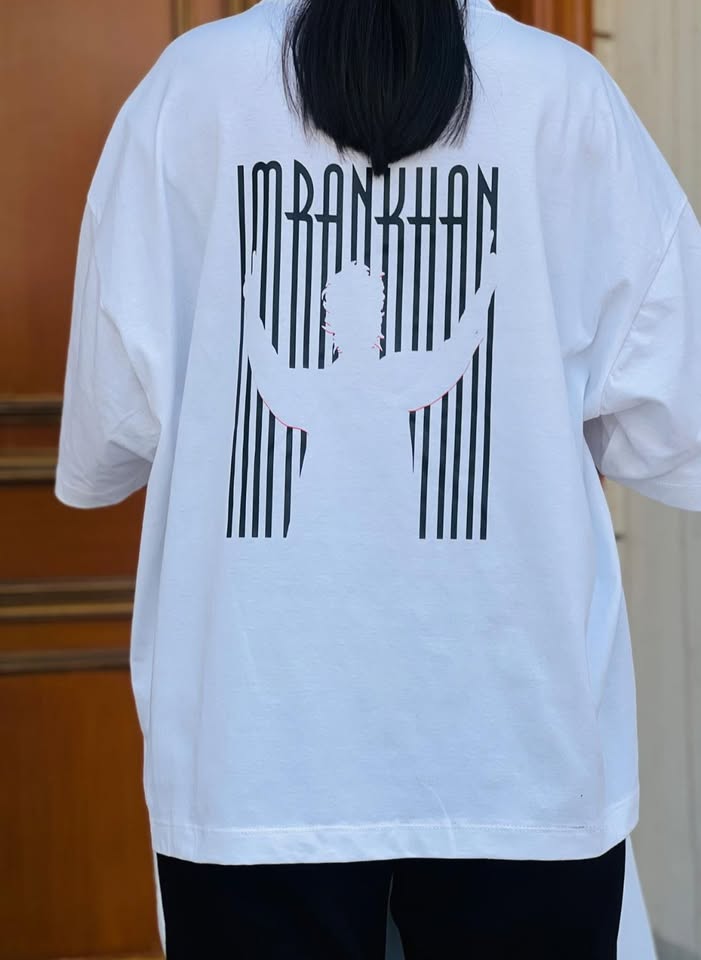 804 Hoon  Oversized Graphic T-Shirt – White