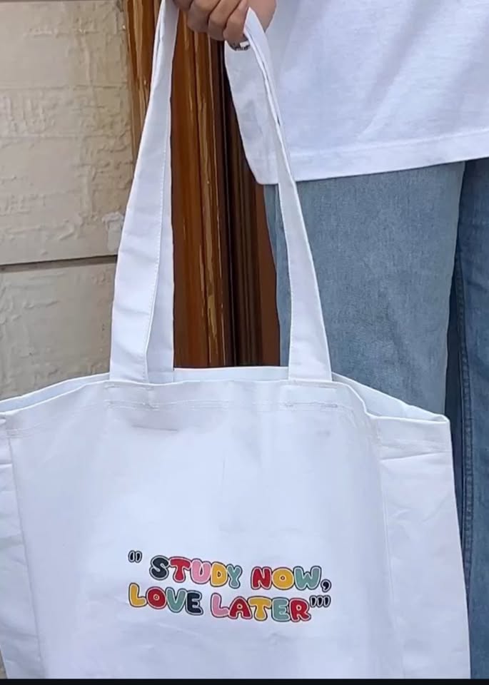 Sturdy & Studious oversized T-Shirt